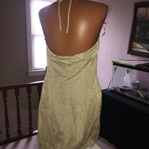 Express Gold Shimmer Halter Dress – Size 13/14 - Picture 2 of 3